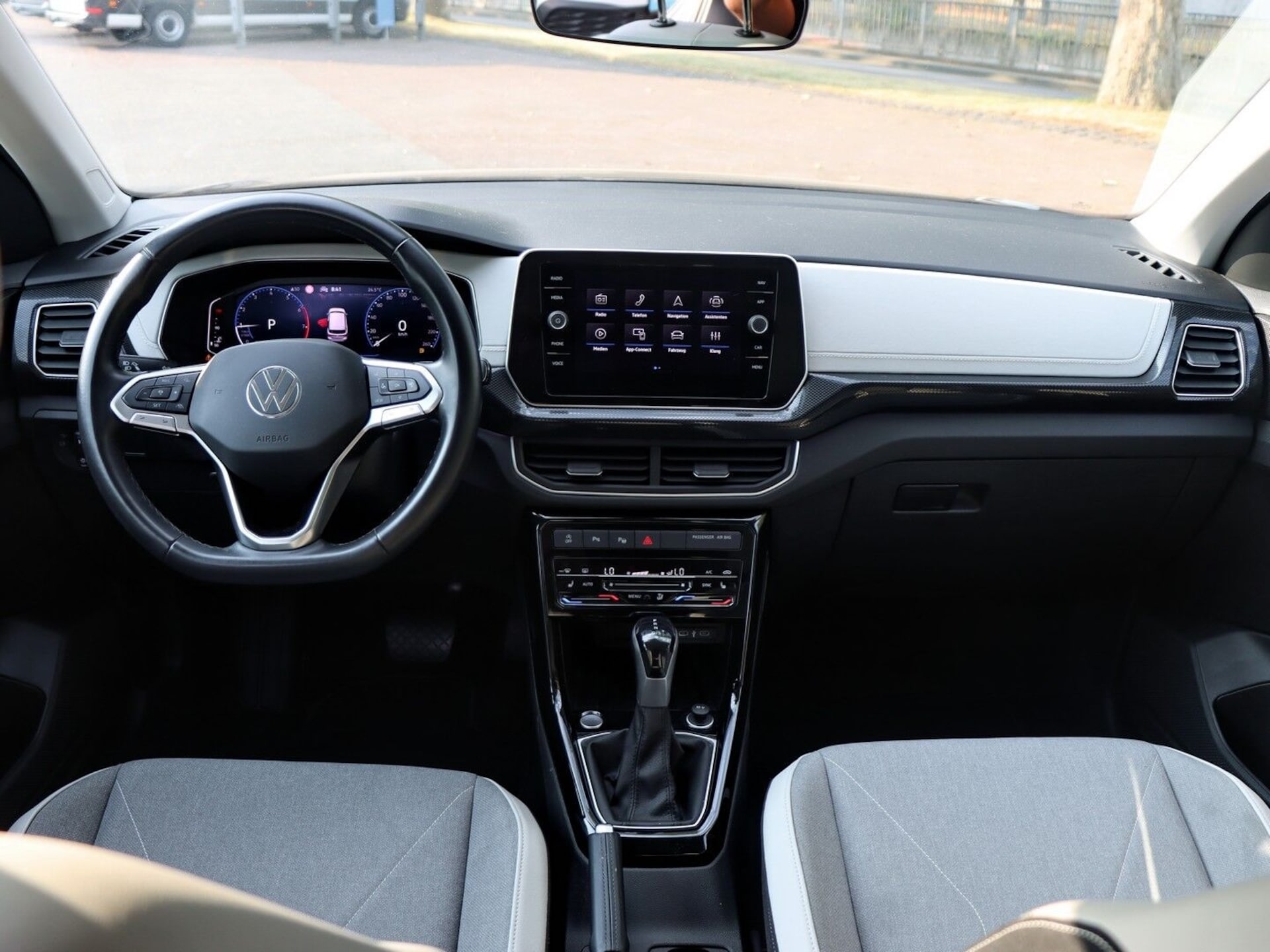 Volkswagen T-Cross Style