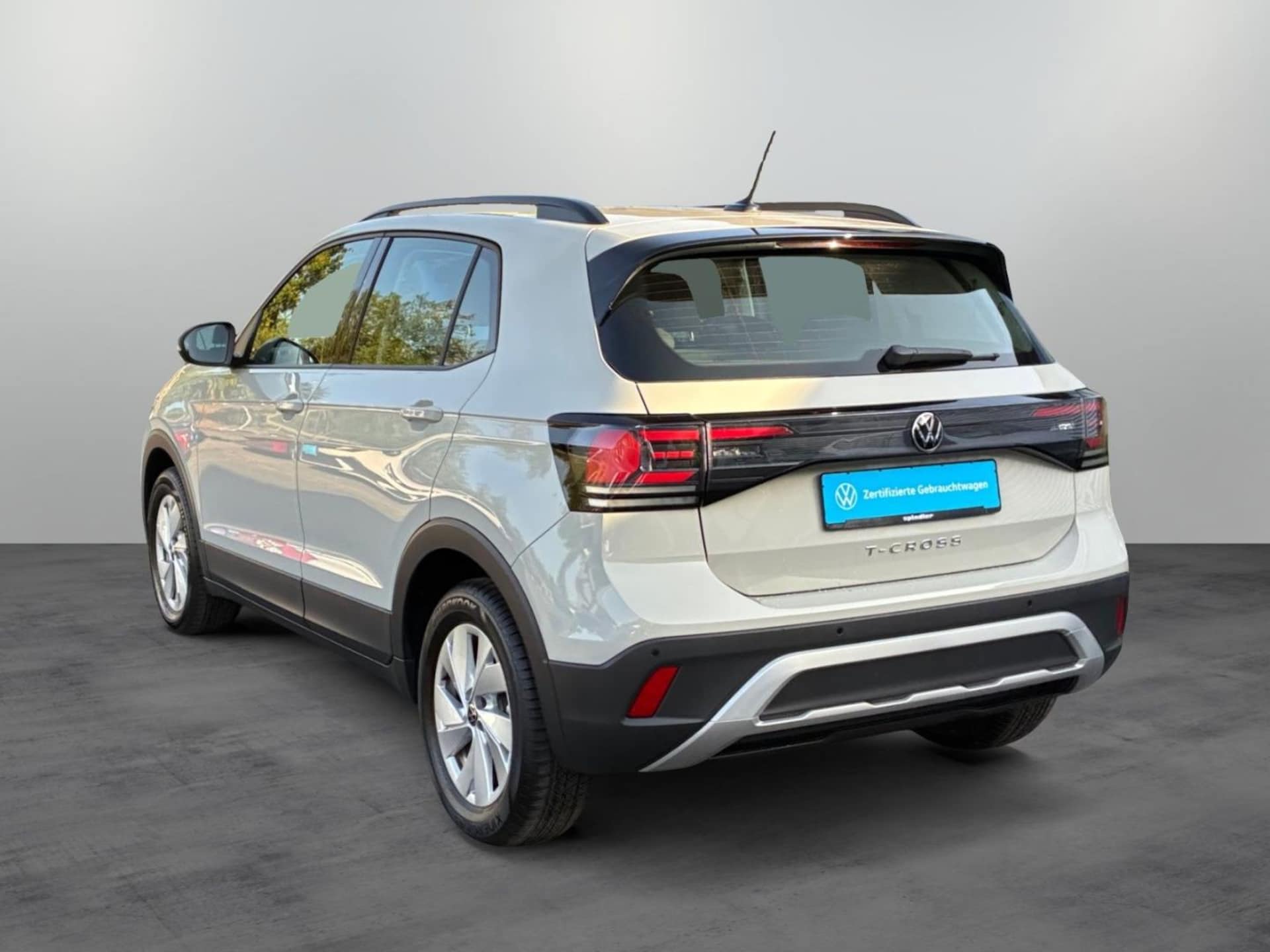 Volkswagen T-Cross Life