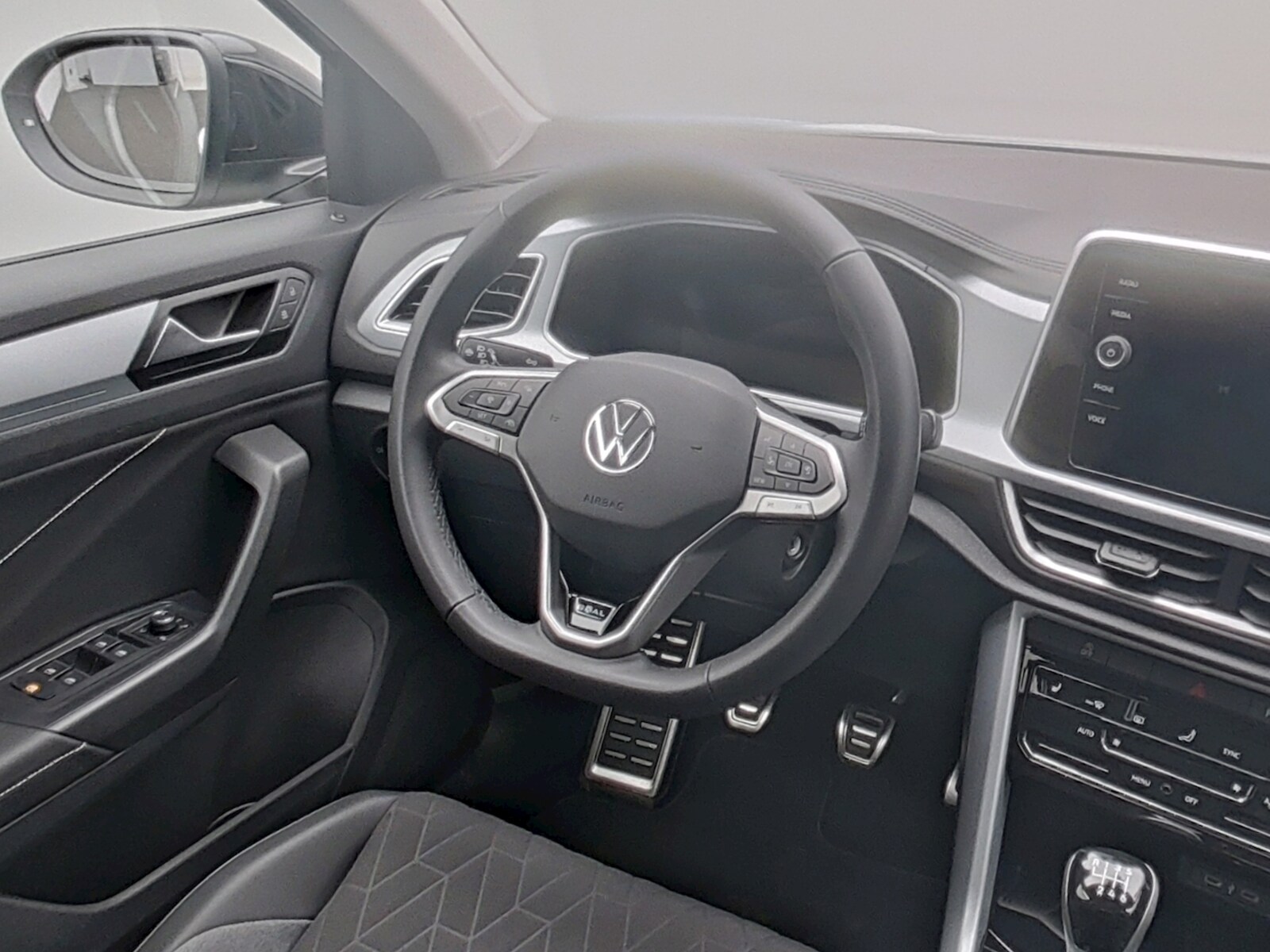 Volkswagen T-Roc – Bild 12