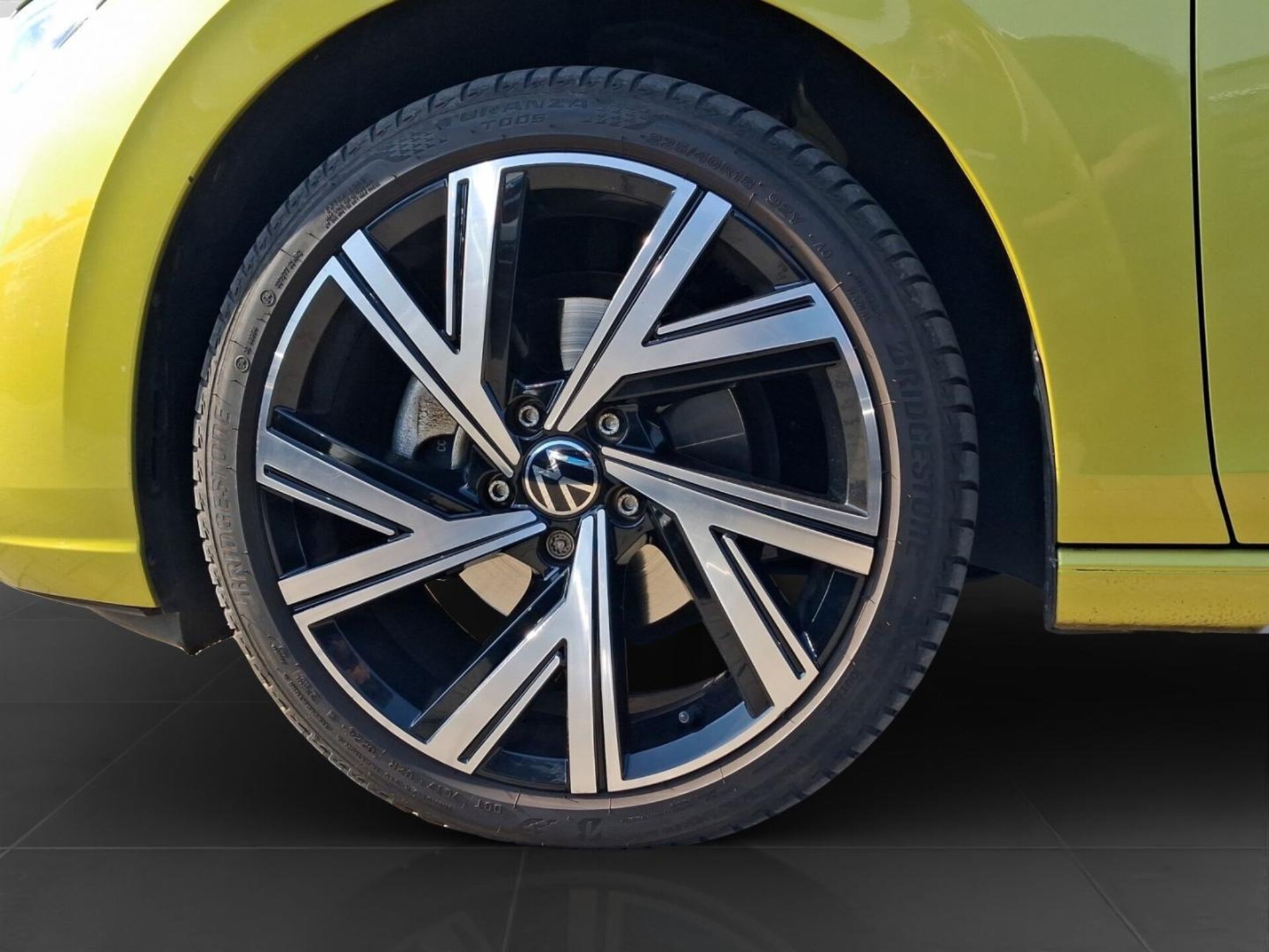 Volkswagen Golf Style
