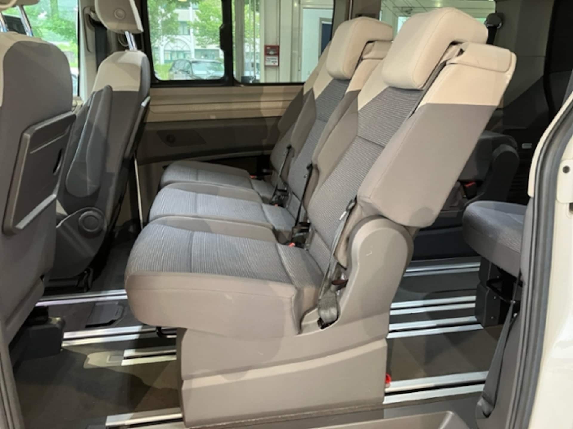 Volkswagen Multivan Basis-Modell