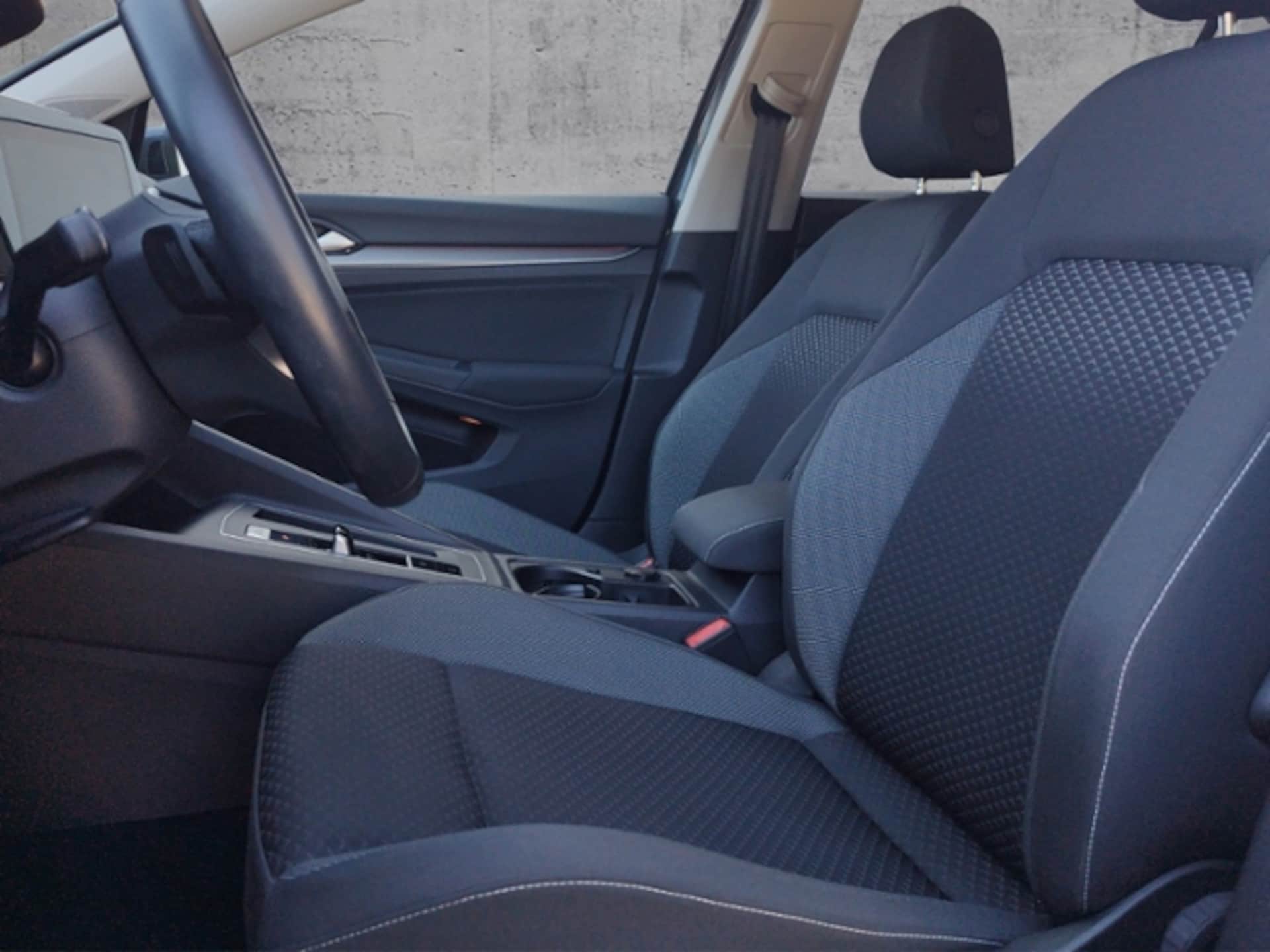 Volkswagen Golf Active