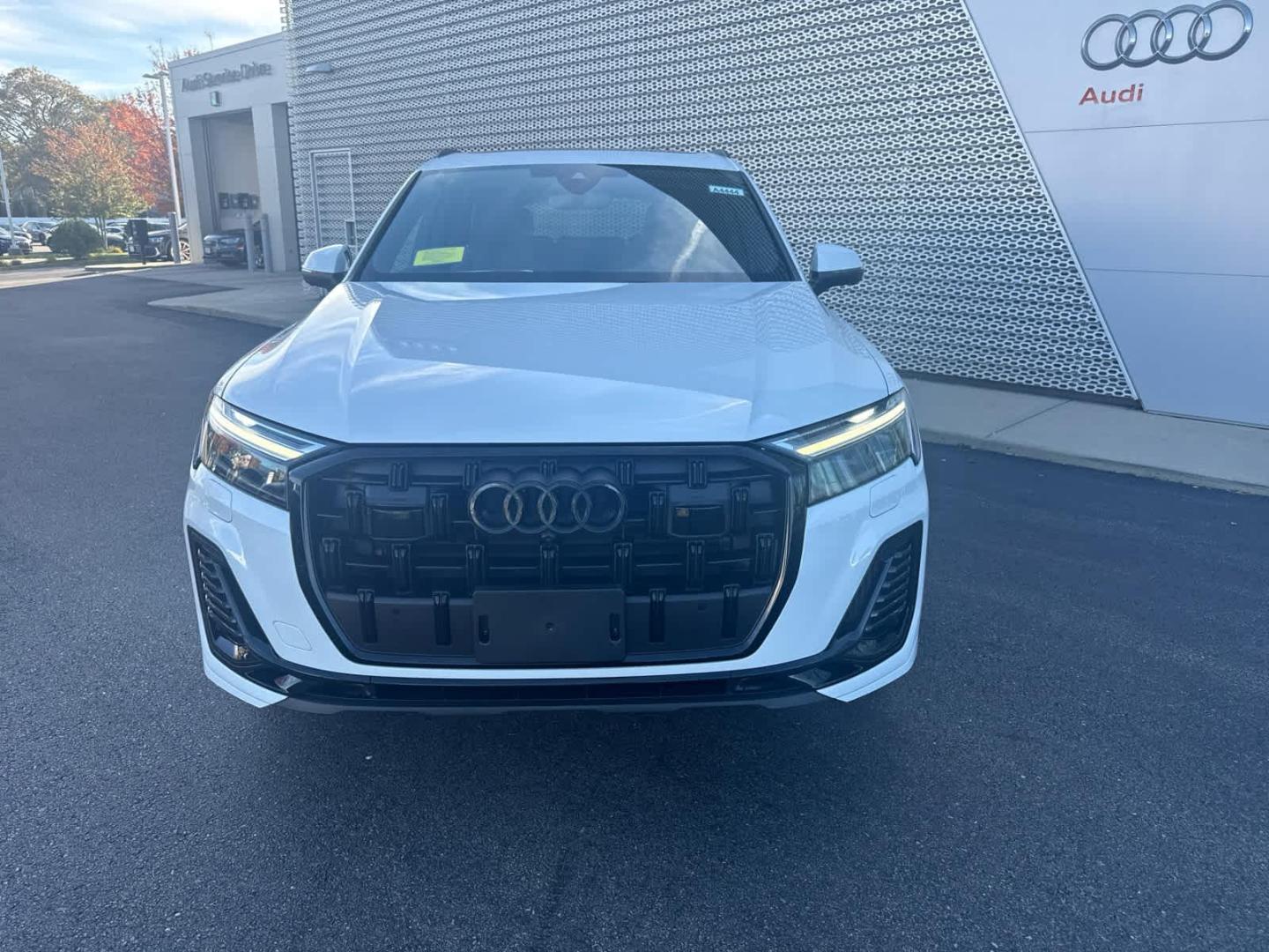 2026 Audi Q7 Premium Plus - Photo 3
