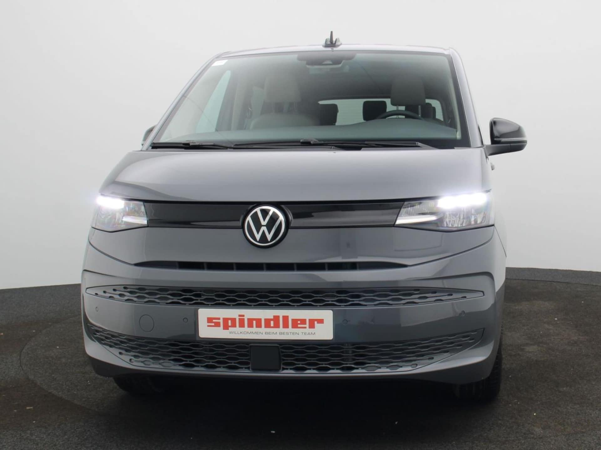 Volkswagen Multivan Basis-Modell