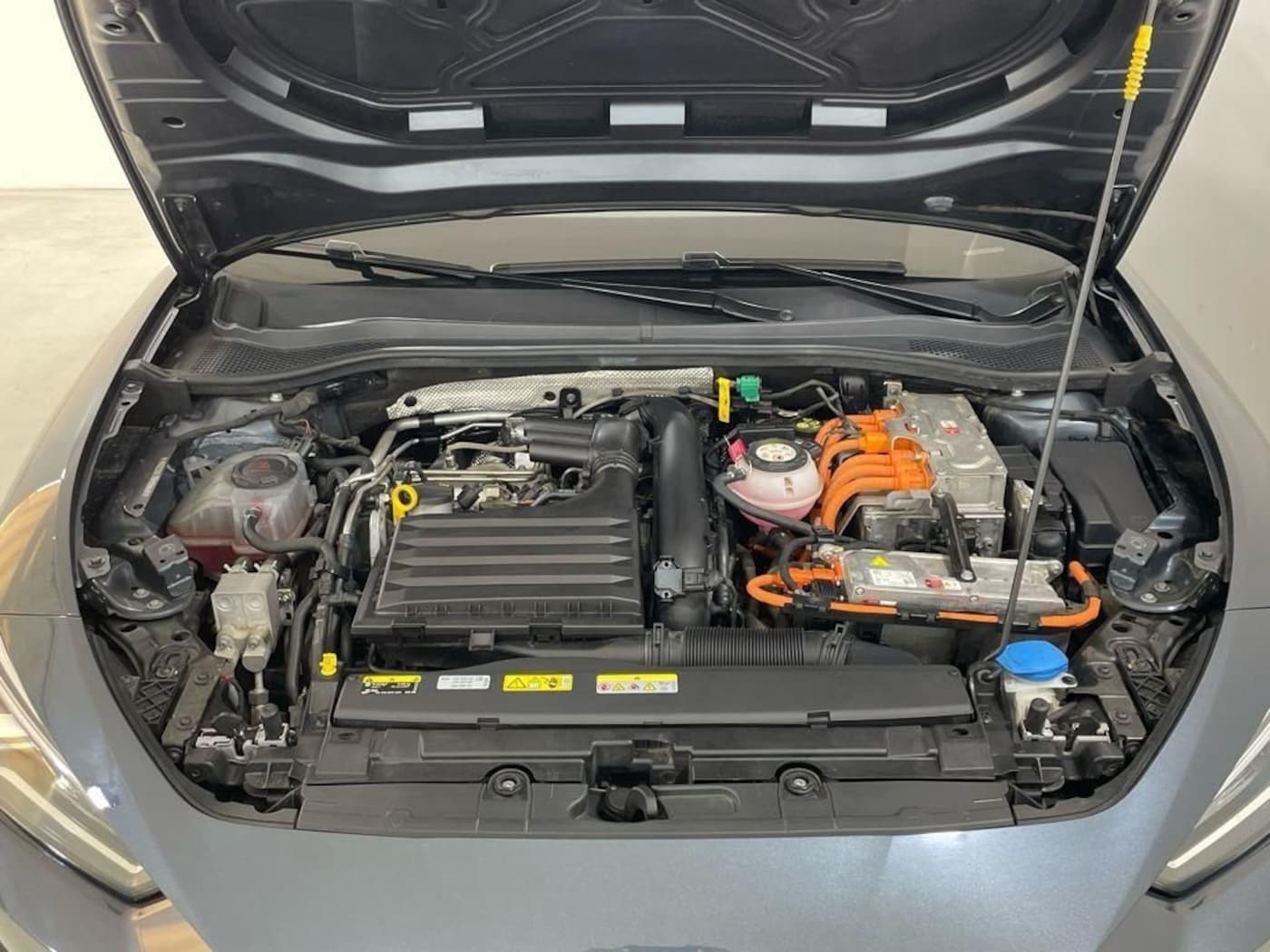 CUPRA Leon León 1.4 e-Hybrid DSG 150 kW (204 CV) — photo 14
