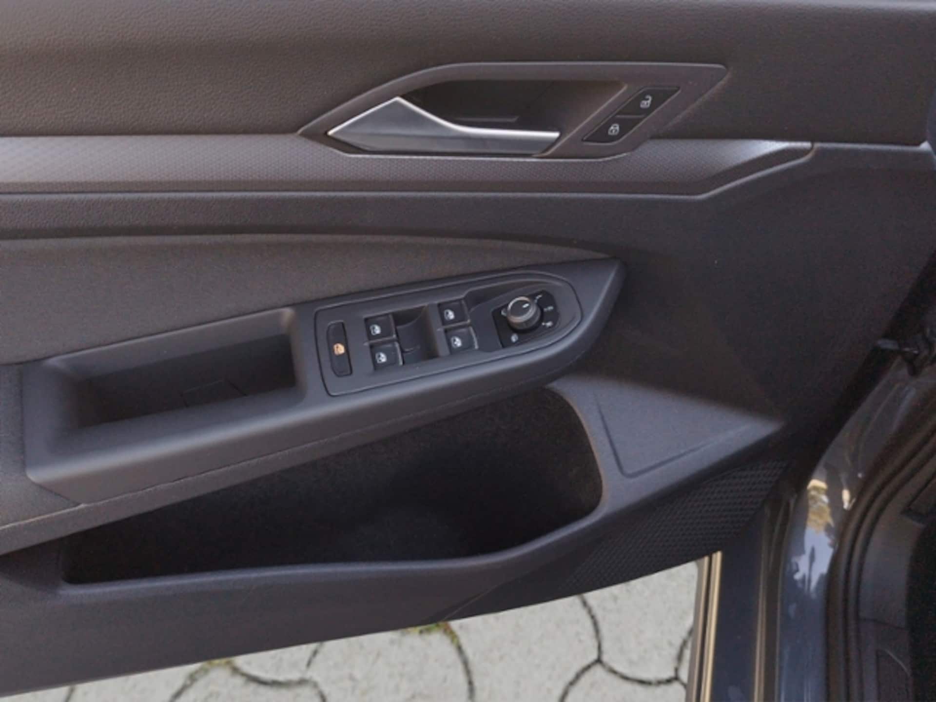 Volkswagen Golf Active