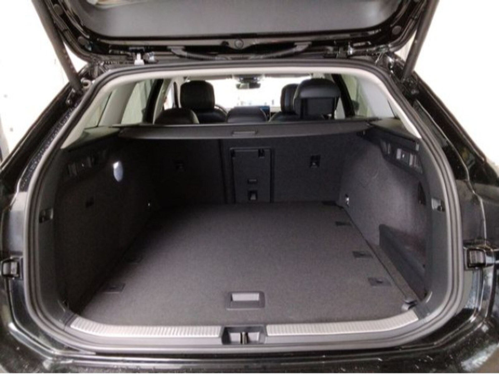 Volkswagen Passat – Bild 9