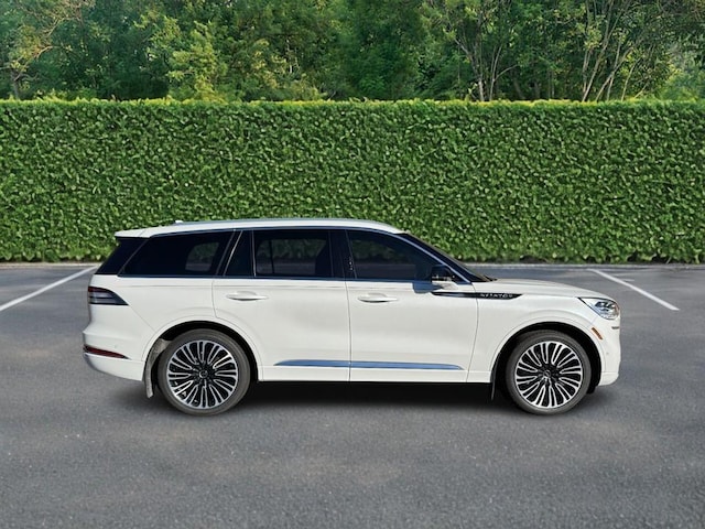 2024 Lincoln Aviator