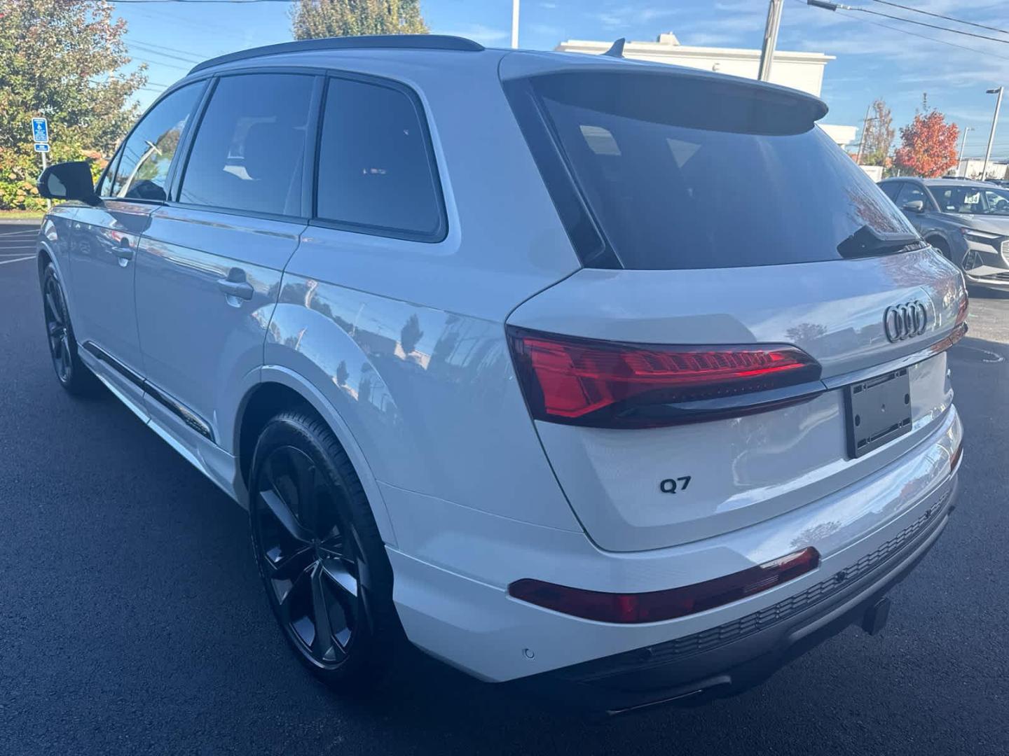 2026 Audi Q7 Premium Plus - Photo 6