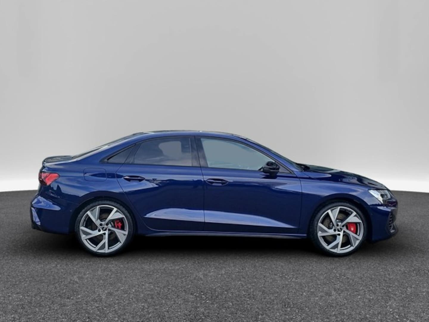 Bild über Audi S3 Limousine TFSI quattro S tronic - für weitere Informationen kontaktieren Sie den Audi Partner