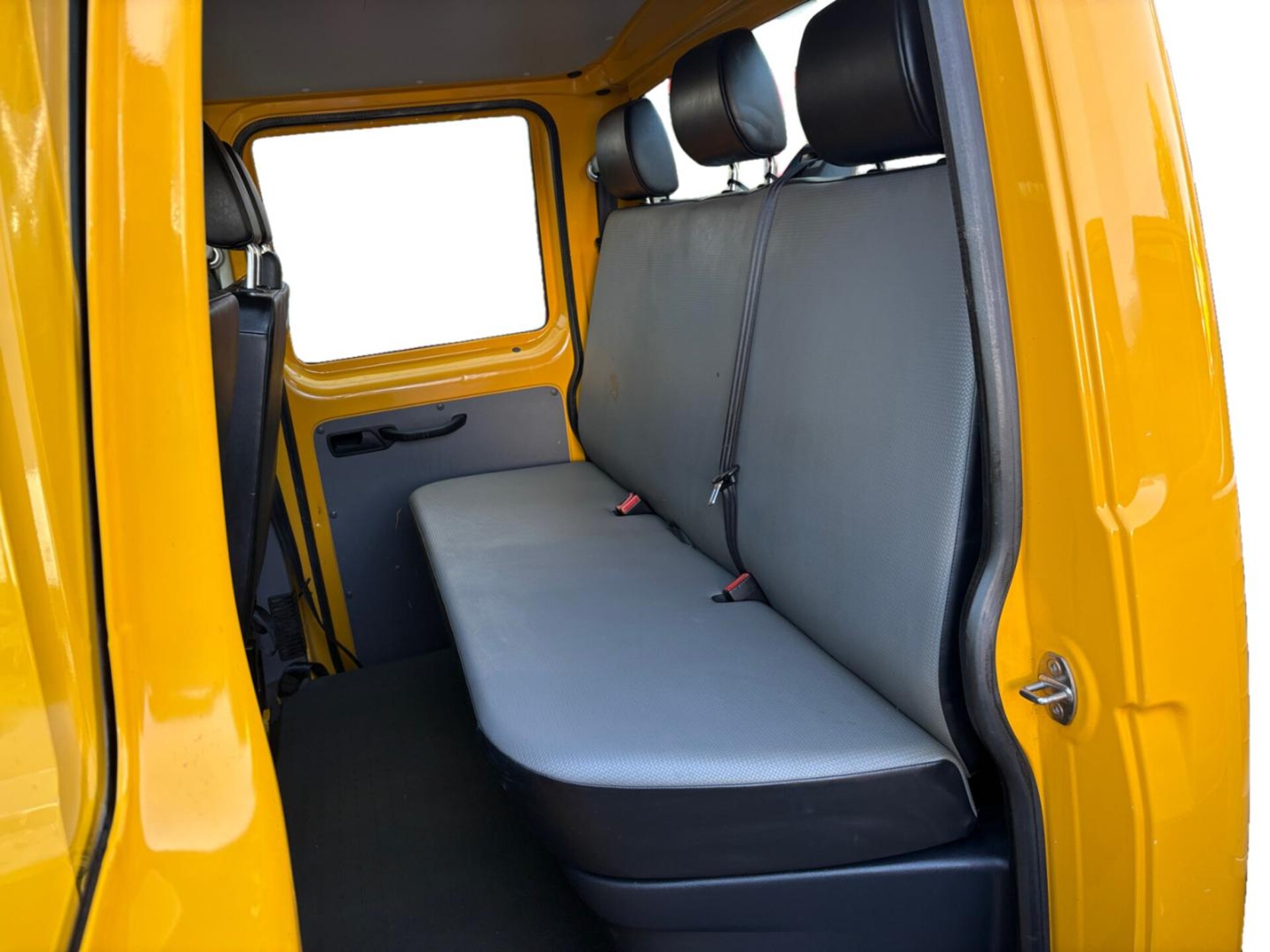 Volkswagen T6.1 Transporter Pritschenwagen Doppelkabine