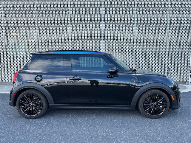 2023 MINI