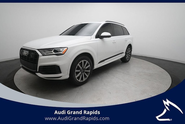 Photo of 2023 Audi Q7
