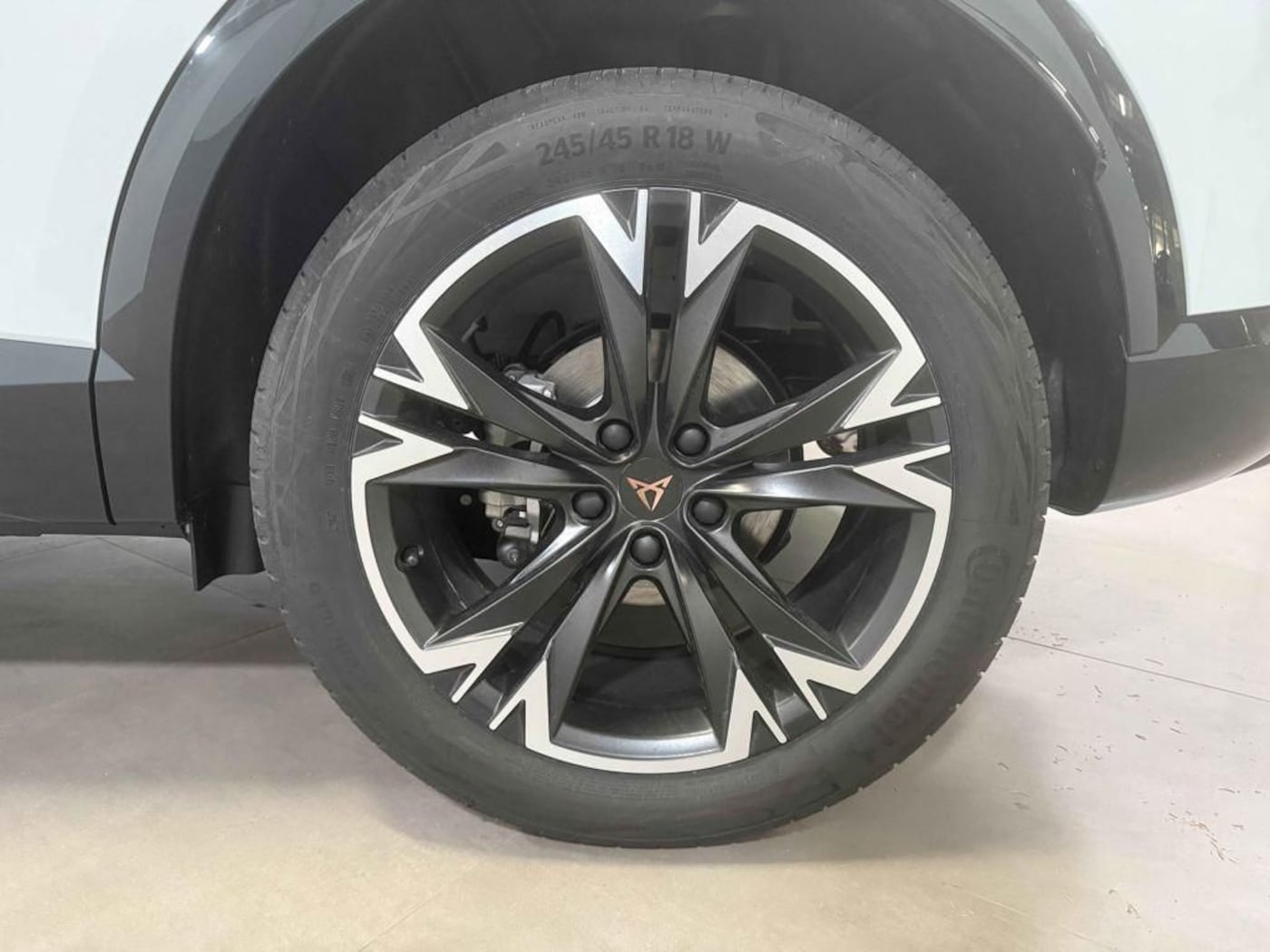 CUPRA Formentor 1.5 TSI e-Hybrid DSG 150 kW (204 CV) — photo 8