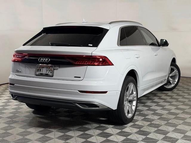 2023 Audi Q8