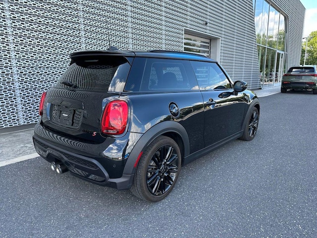 2023 MINI