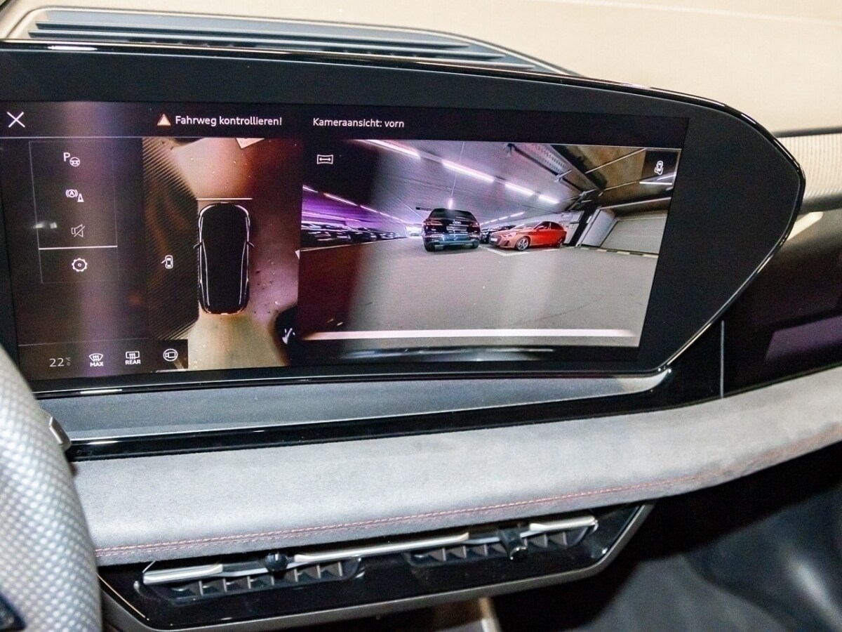 Image about Audi Q6 SUV e-tron e-tron quattro