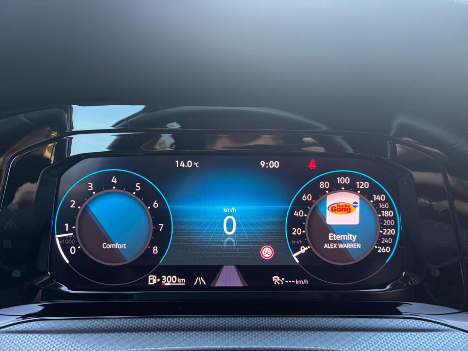 Volkswagen Golf Active