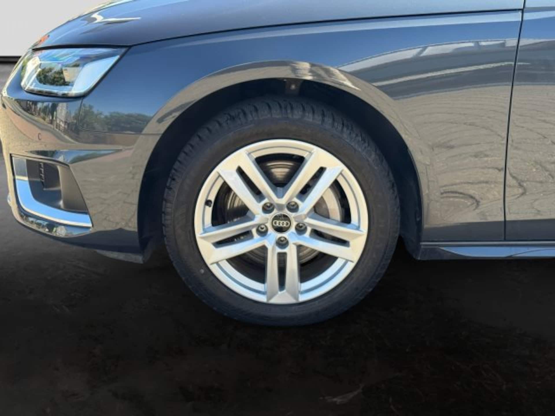 Audi A4 Avant Advanced