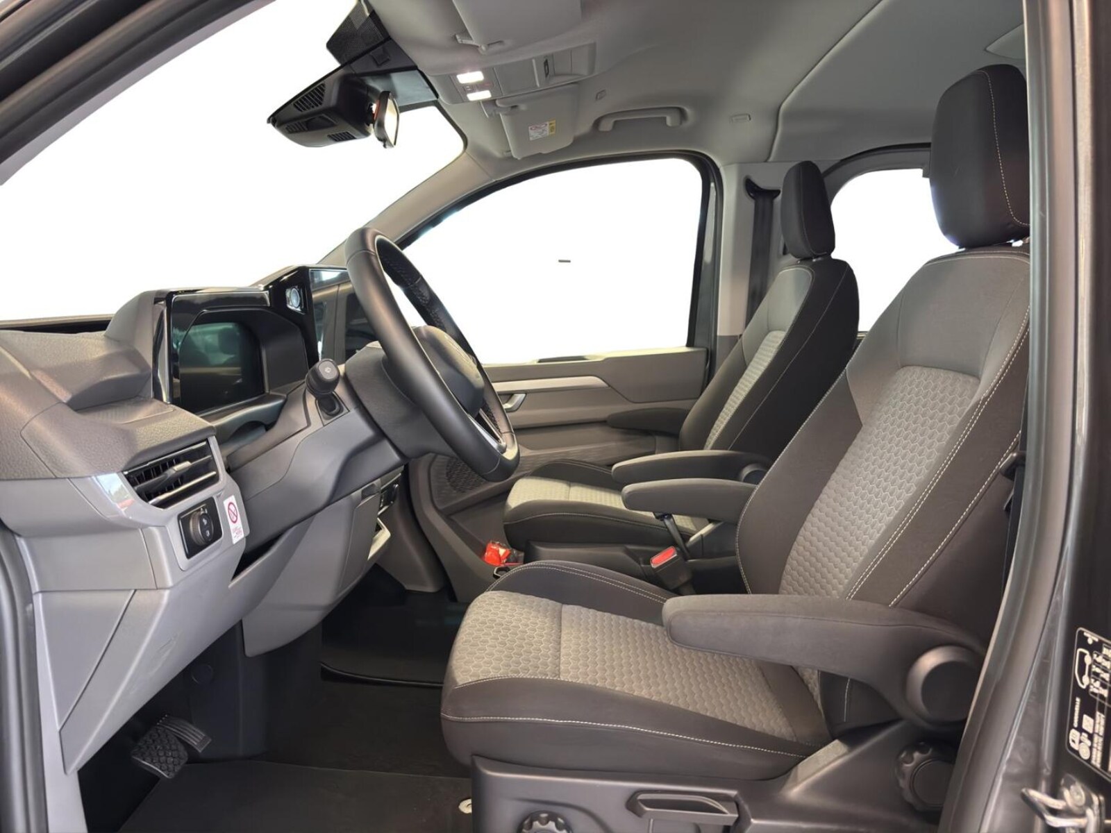 Volkswagen Caravelle langer Radstand – Bild 9