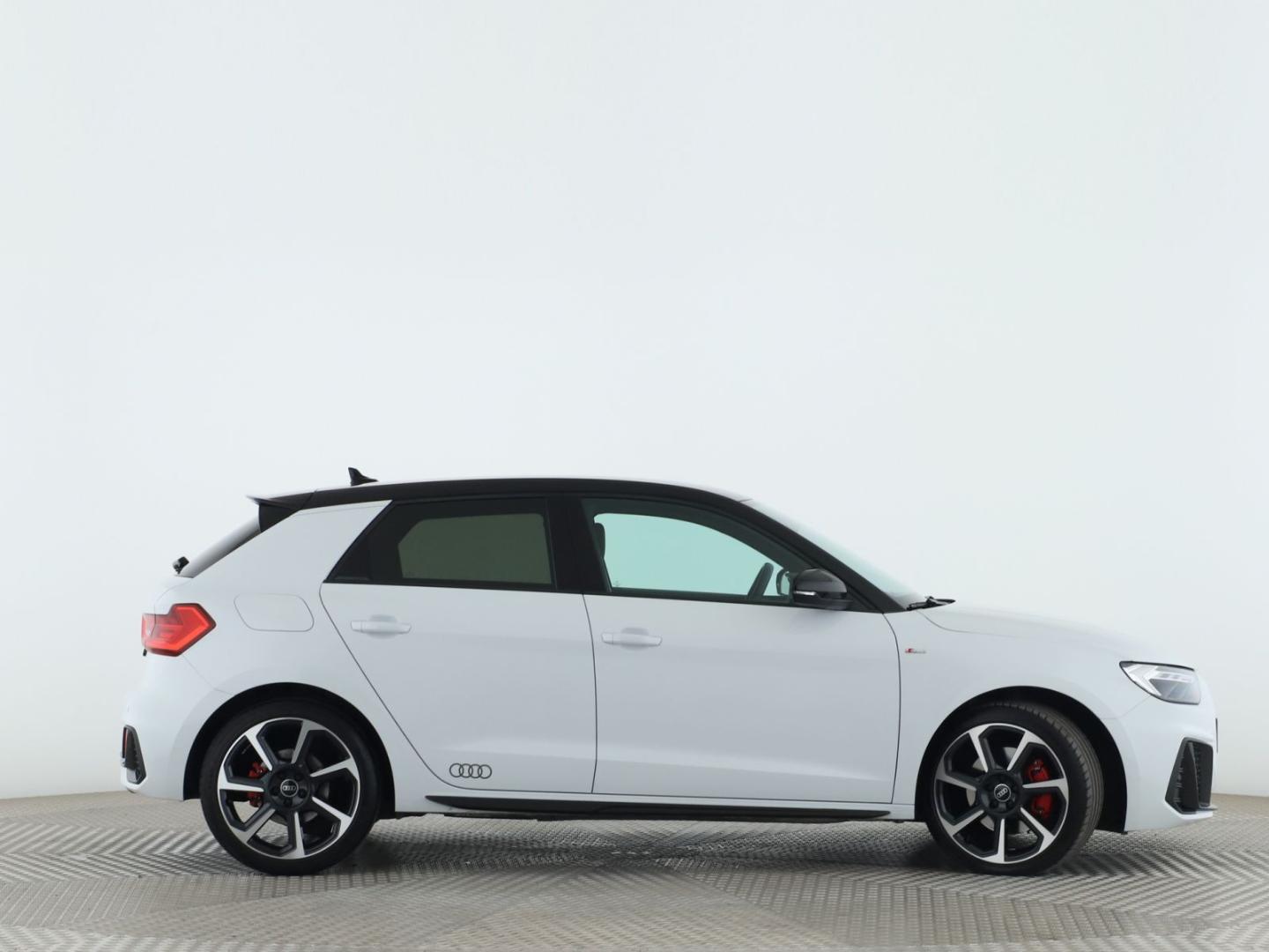 Image about Audi A1 Sportback S line 40 TFSI S tronic
