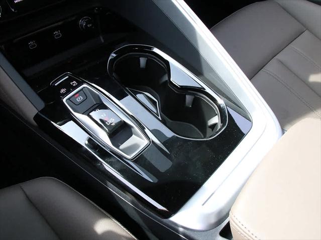 2025 AUDI Q5 - Image 25