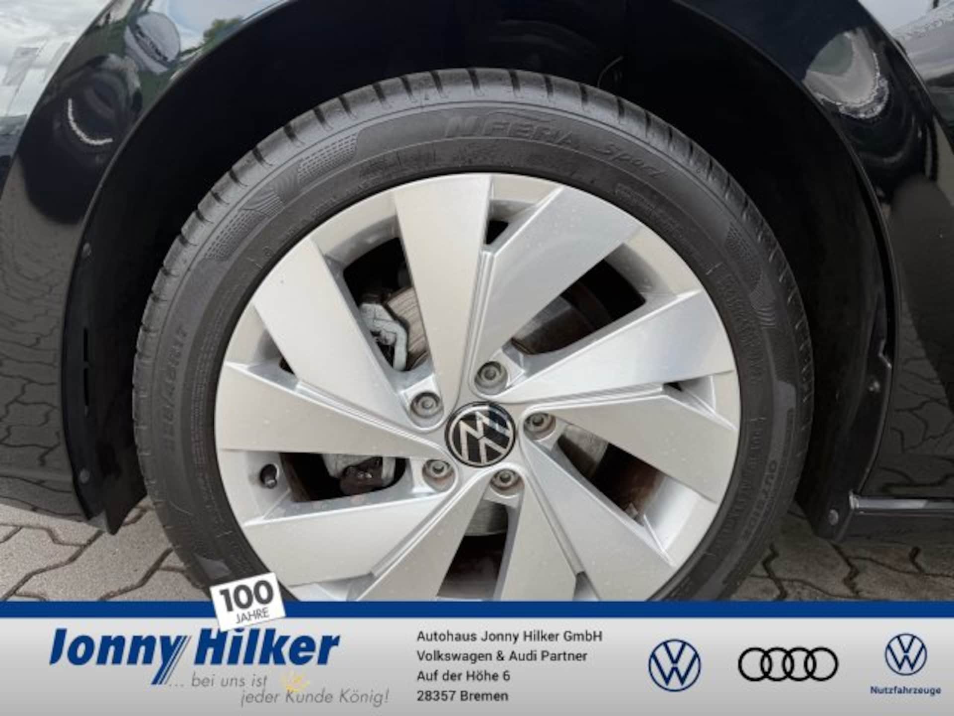 Volkswagen Golf Style