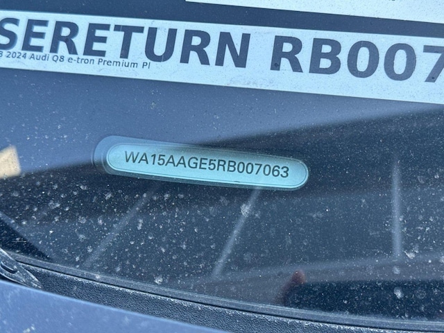 2024 Audi Q8 e-tron