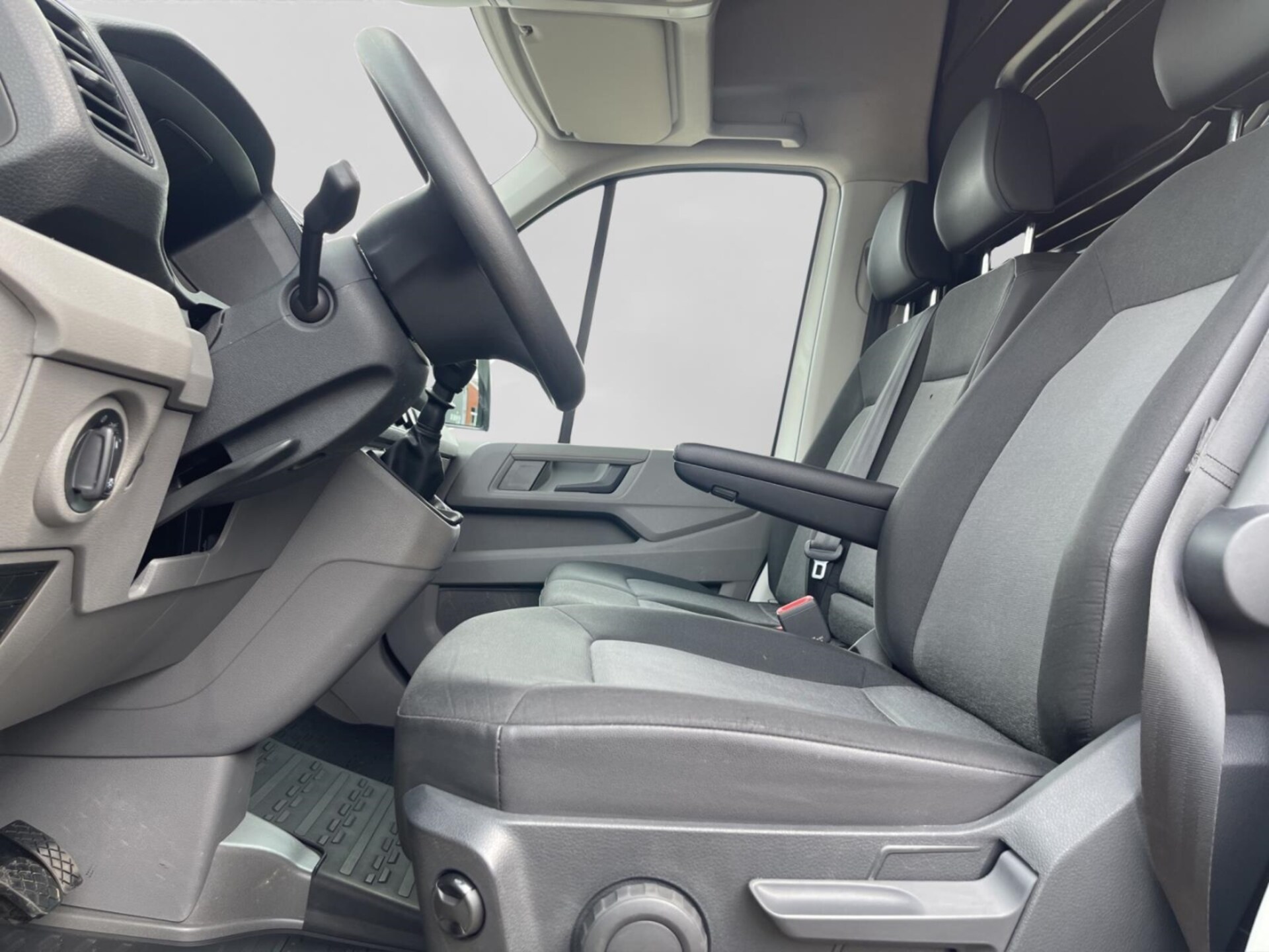 Volkswagen Crafter Kasten langer Radstand