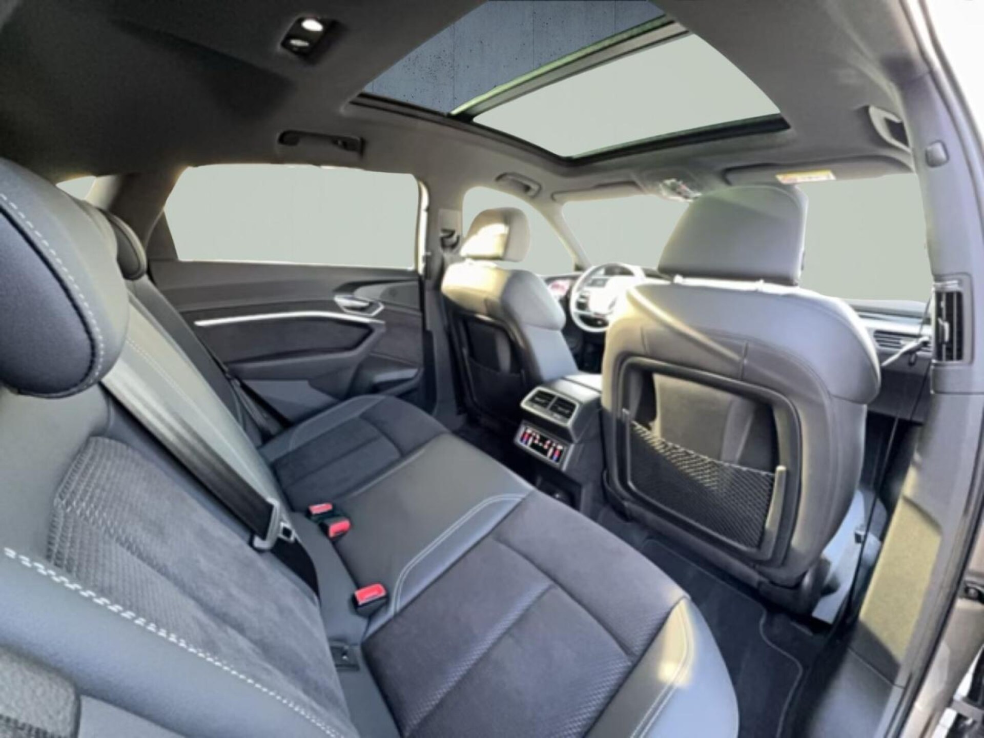 Audi e-tron Sportback advanced