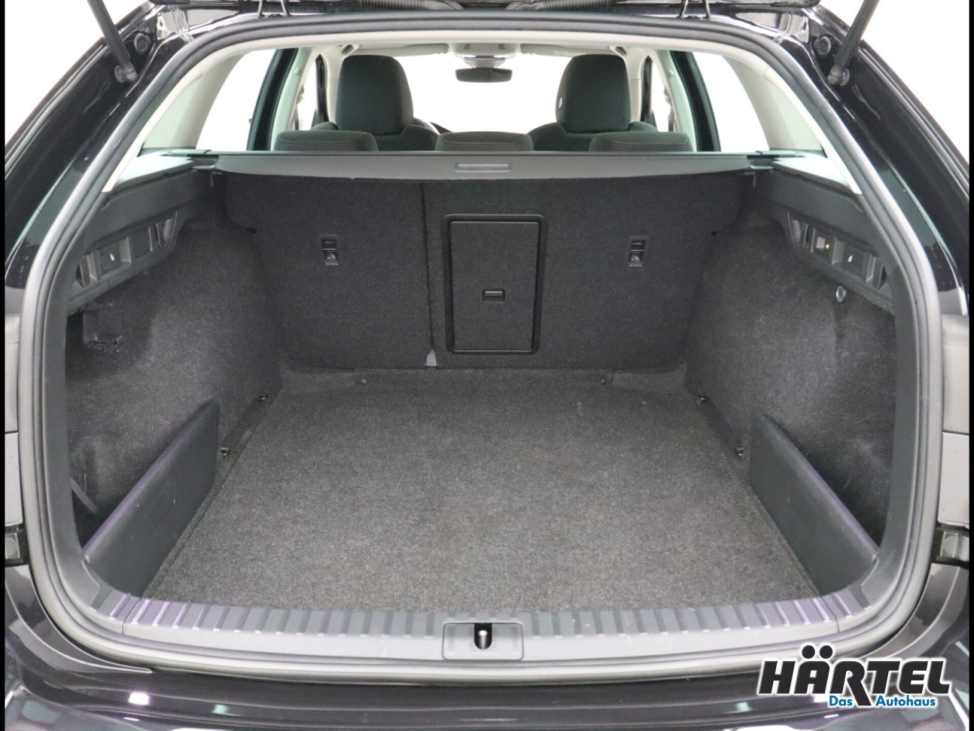 Skoda Octavia Combi SCOUT