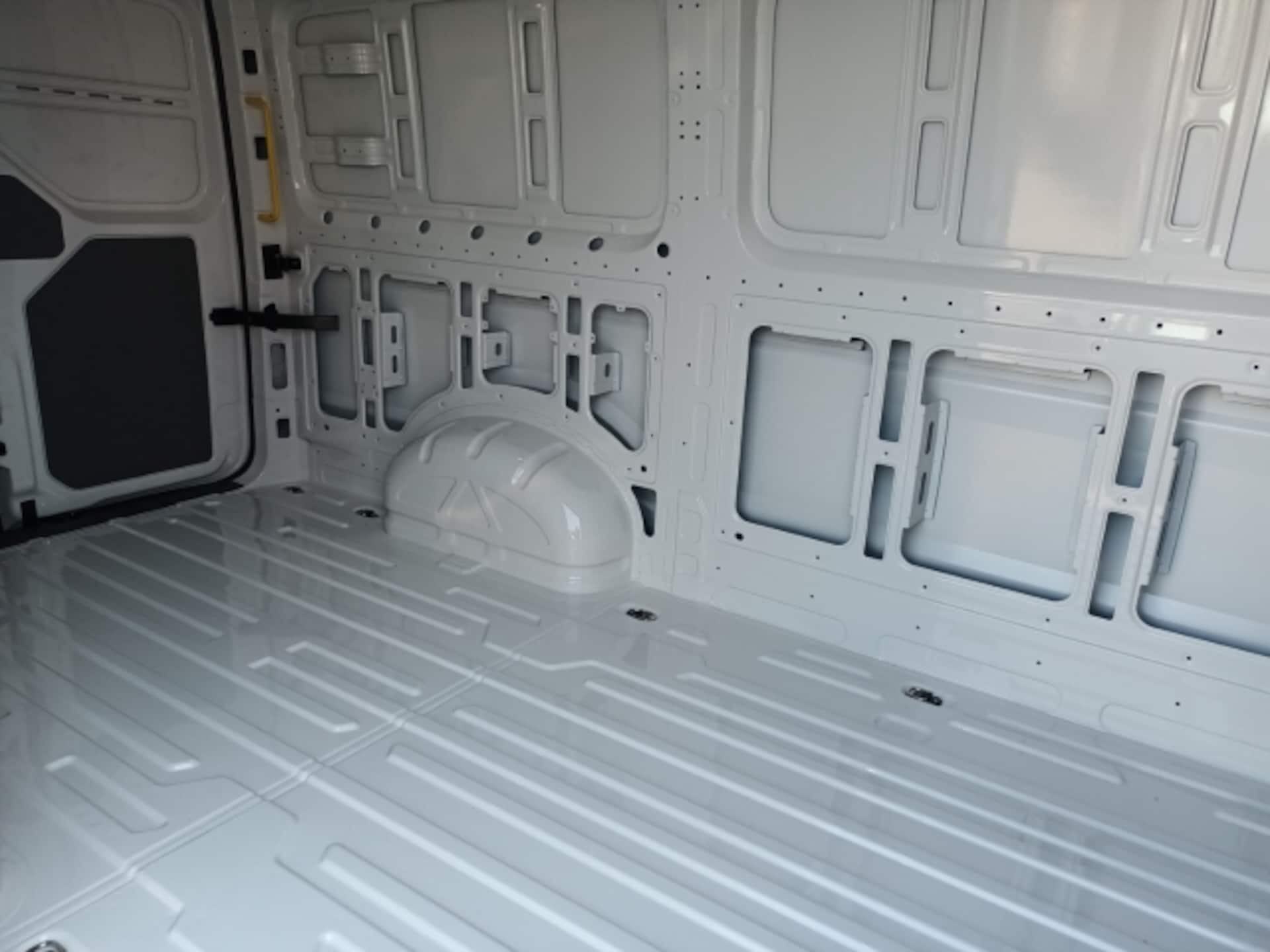 Volkswagen Crafter Kasten mittlerer Radstand