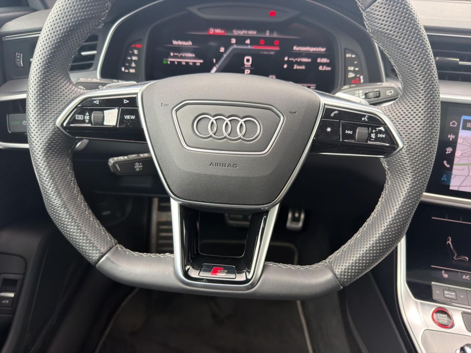 Audi S6 Avant
