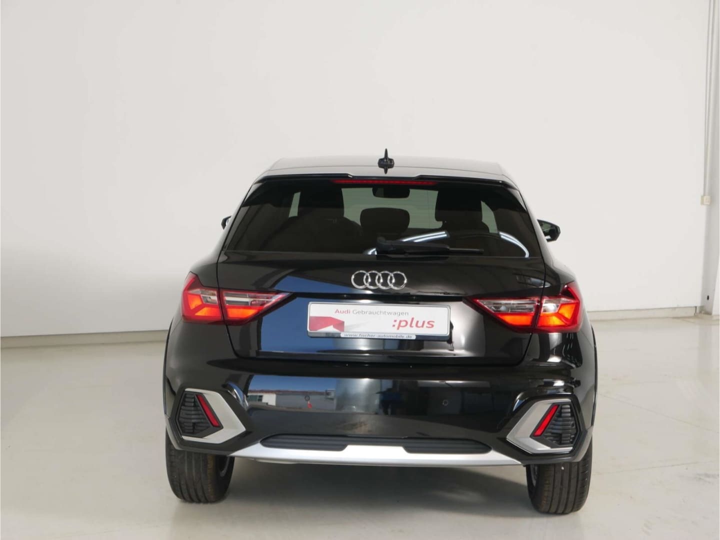 Bild über Audi A1 allstreet 30 TFSI Schaltgetriebe - für weitere Informationen kontaktieren Sie den Audi Partner