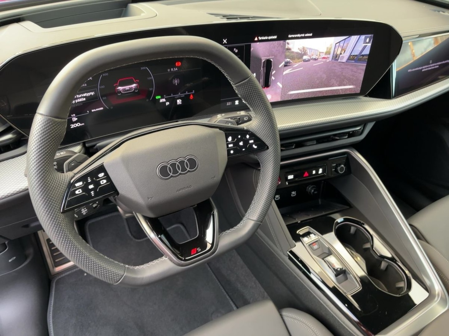 Bild über Audi Q5 Sportback TFSI 150 kW S tronic - für weitere Informationen kontaktieren Sie den Audi Partner