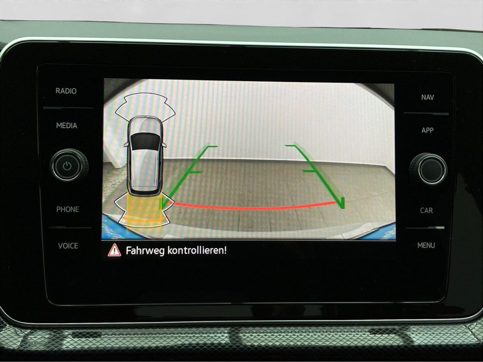 Volkswagen T-Cross – Bild 9