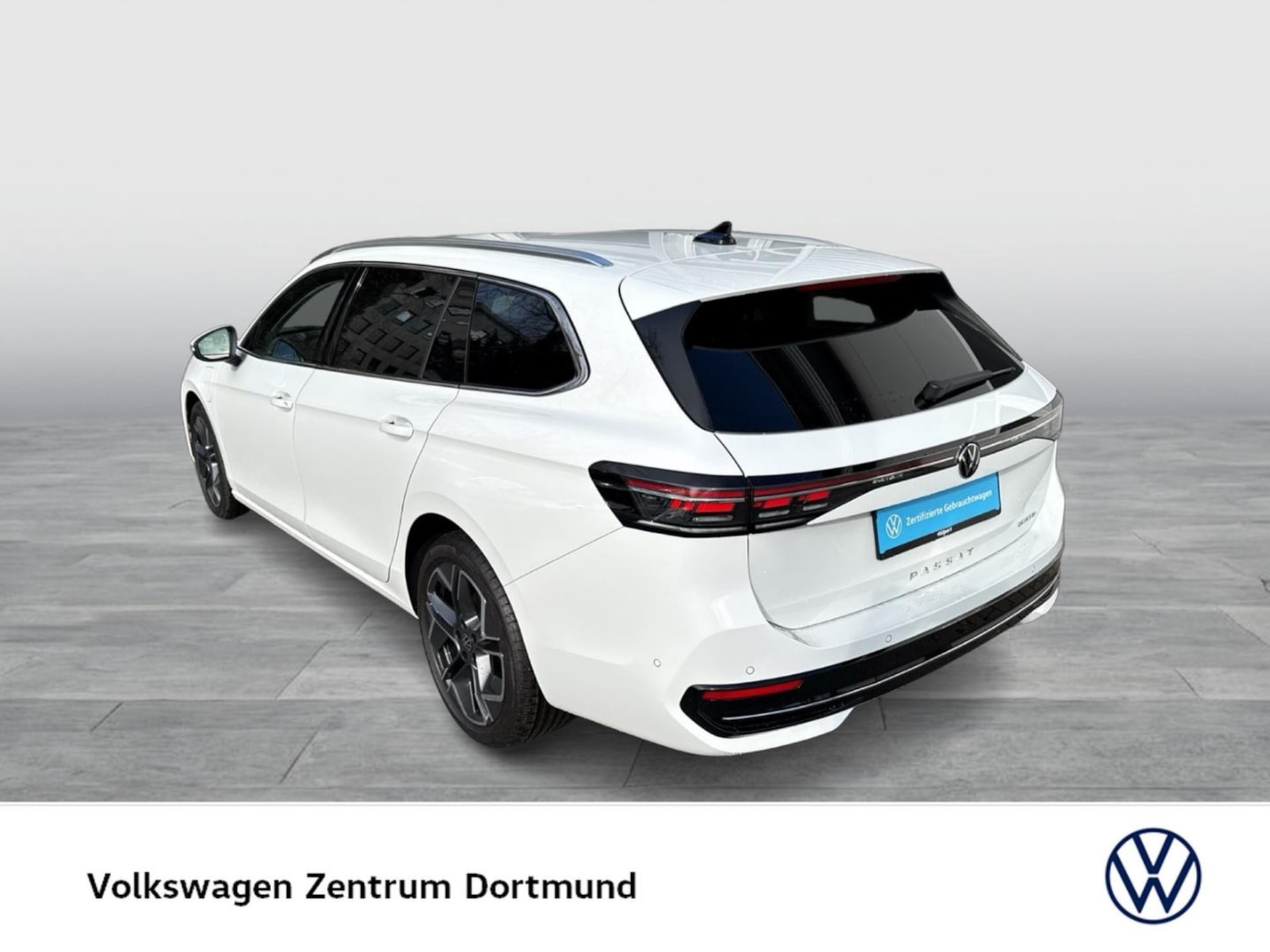 Volkswagen Passat Elegance