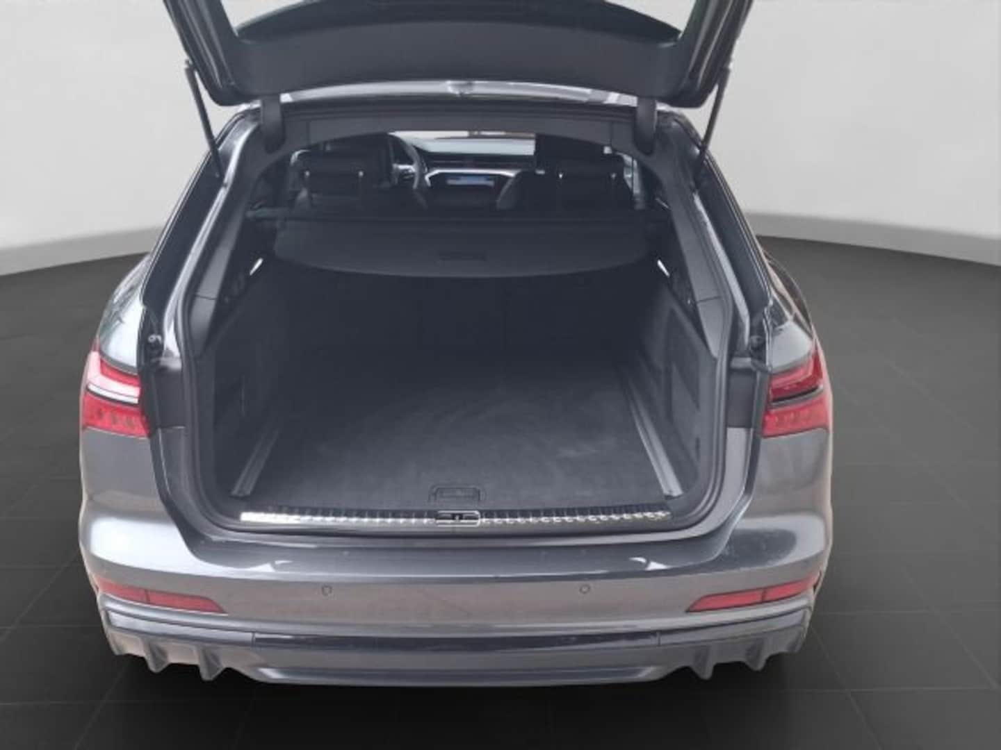 Bild über Audi S6 Avant TDI quattro tiptronic - für weitere Informationen kontaktieren Sie den Audi Partner