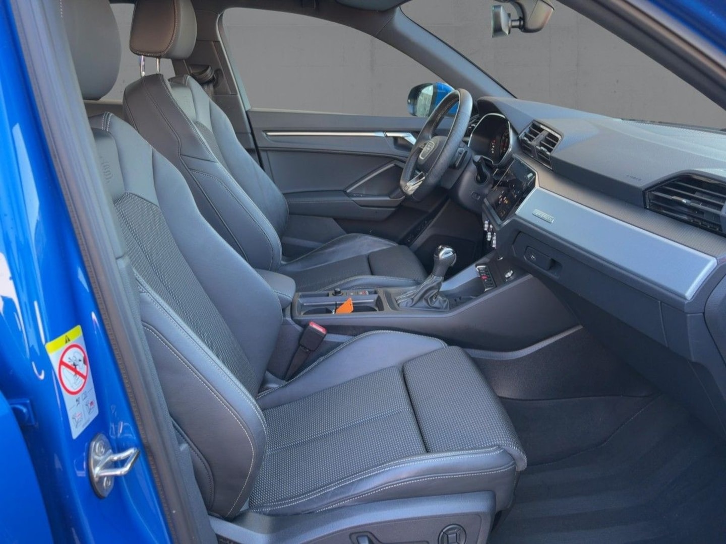Bild über Audi Q3 Sportback S line 40 TFSI quattro S tronic - für weitere Informationen kontaktieren Sie den Audi Partner