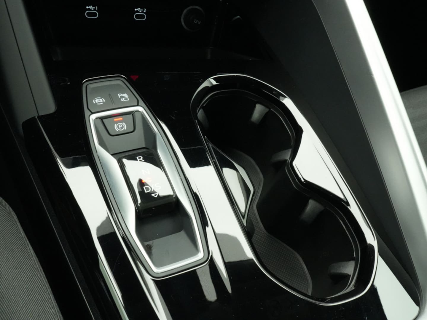 Bild über Audi Q5 SUV TFSI 150 kW S tronic - für weitere Informationen kontaktieren Sie den Audi Partner