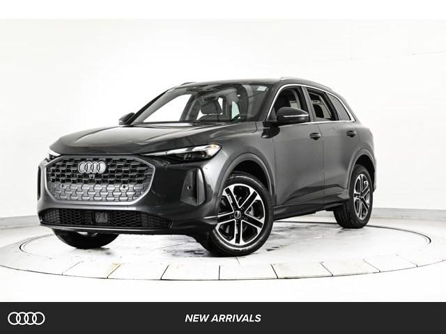 2025 Audi New Q5 Premium's photo