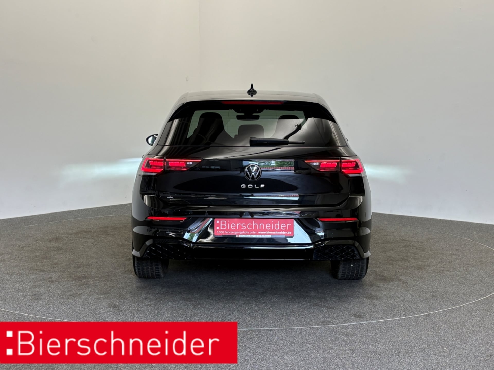 Volkswagen Golf R-Line