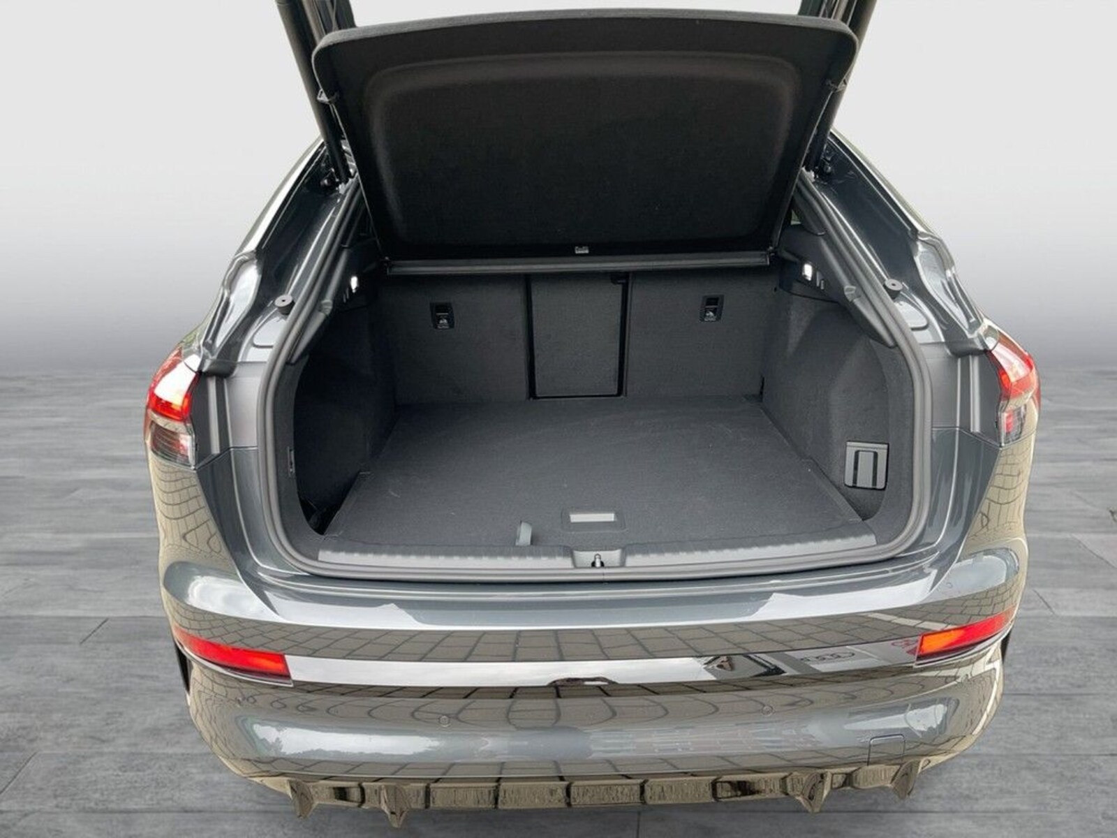 Audi Q4 Sportback e-tron – Bild 14