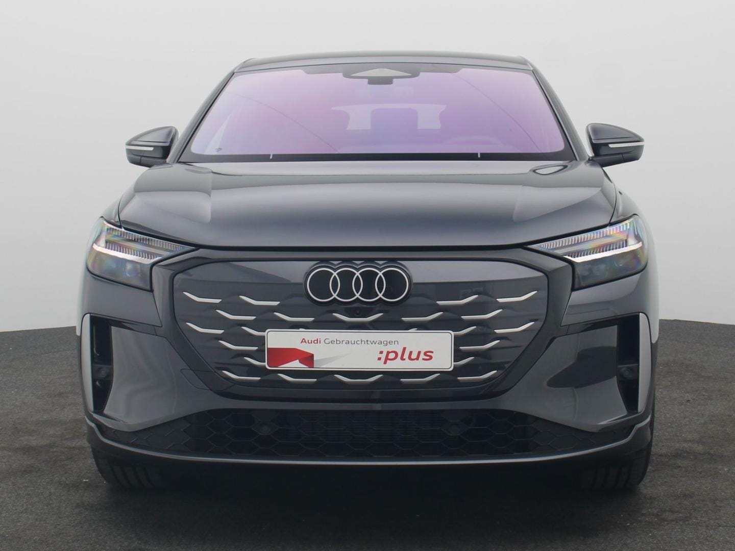Bild über Audi Q4 Sportback e-tron e-tron quattro 220 kW - für weitere Informationen kontaktieren Sie den Audi Partner