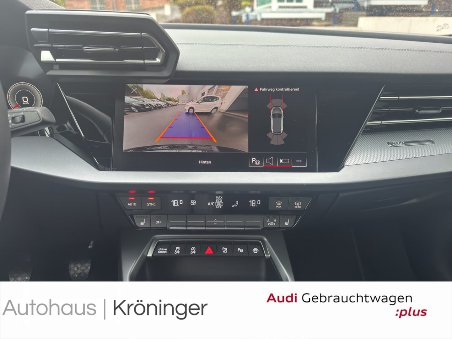 Bild über Audi A3 allstreet TFSI Schaltgetriebe - für weitere Informationen kontaktieren Sie den Audi Partner