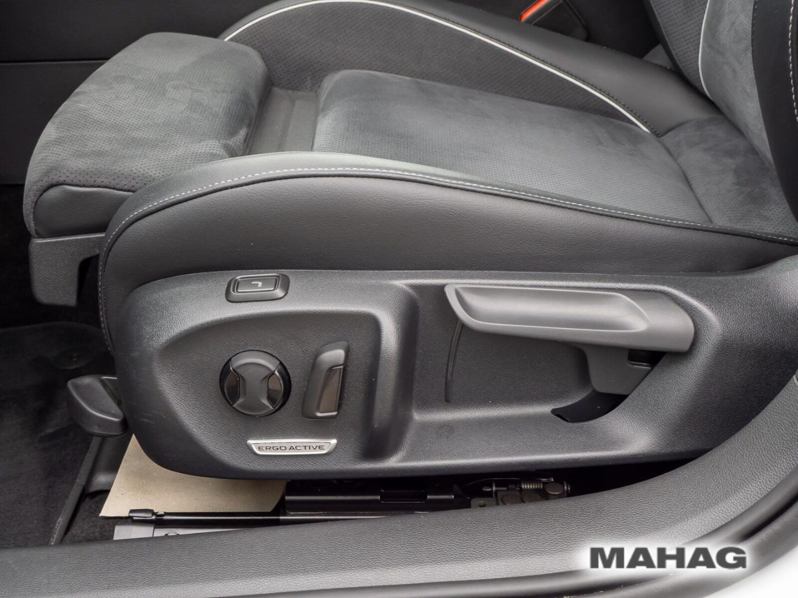 Volkswagen Passat – Bild 25