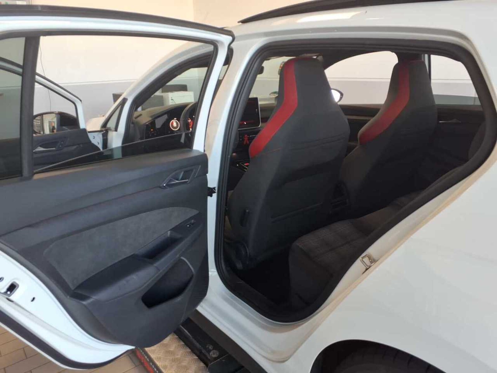 Volkswagen Golf – Bild 4