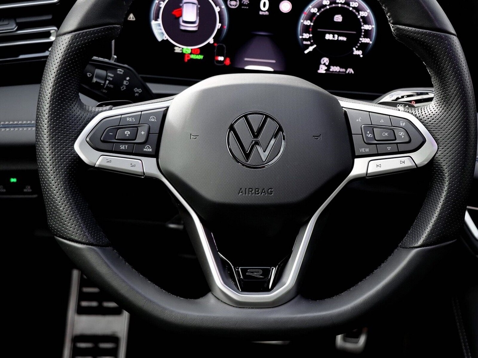 Volkswagen Tiguan – Bild 8