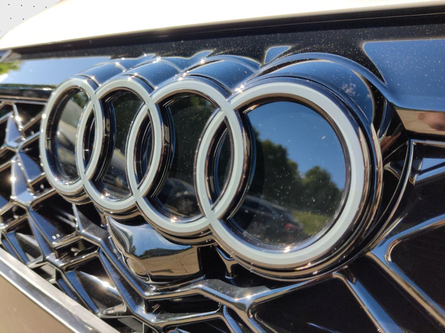 Image about Audi RS 3 Limousine TFSI quattro S tronic