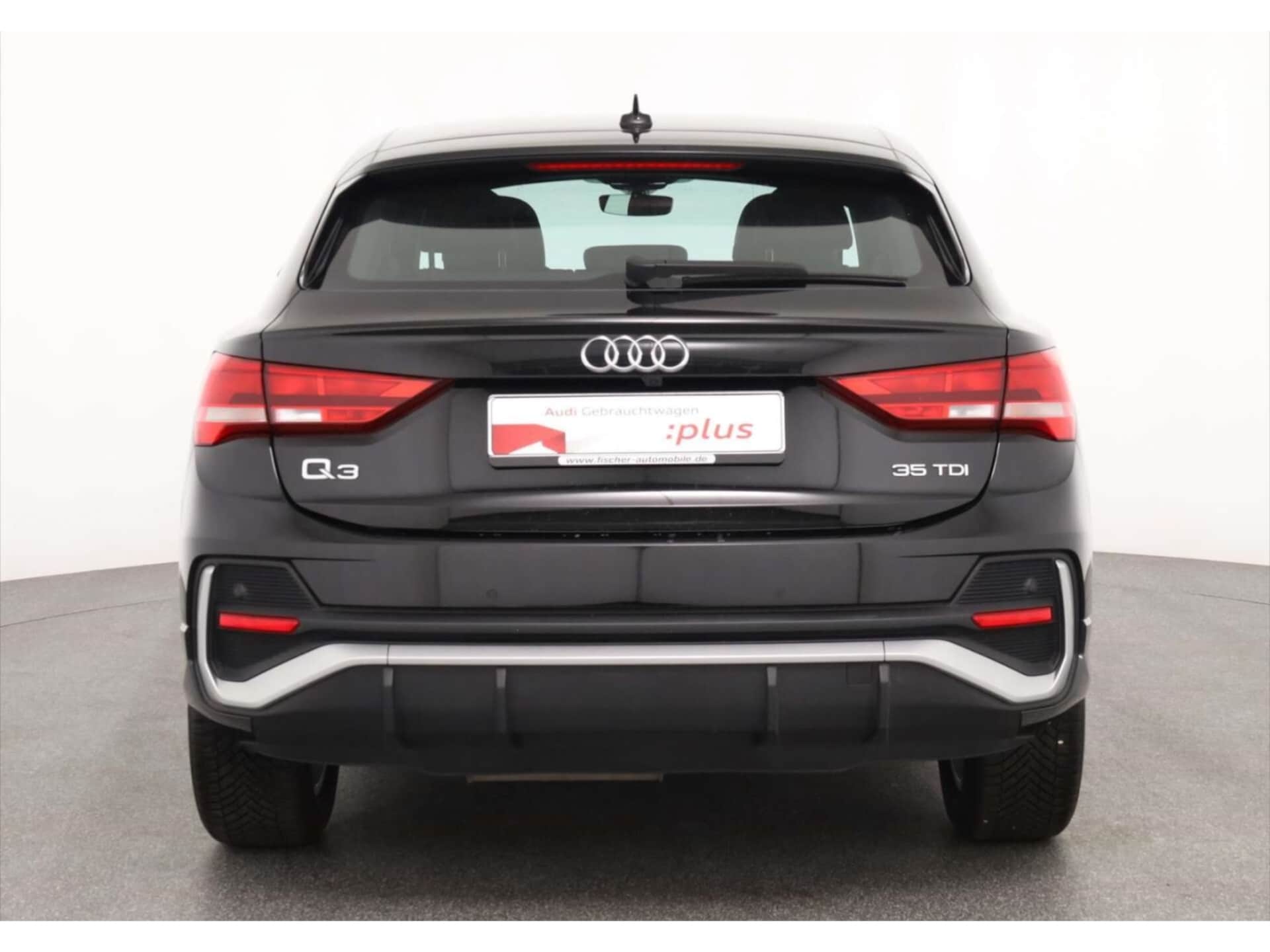 Audi Q3 Sportback S line